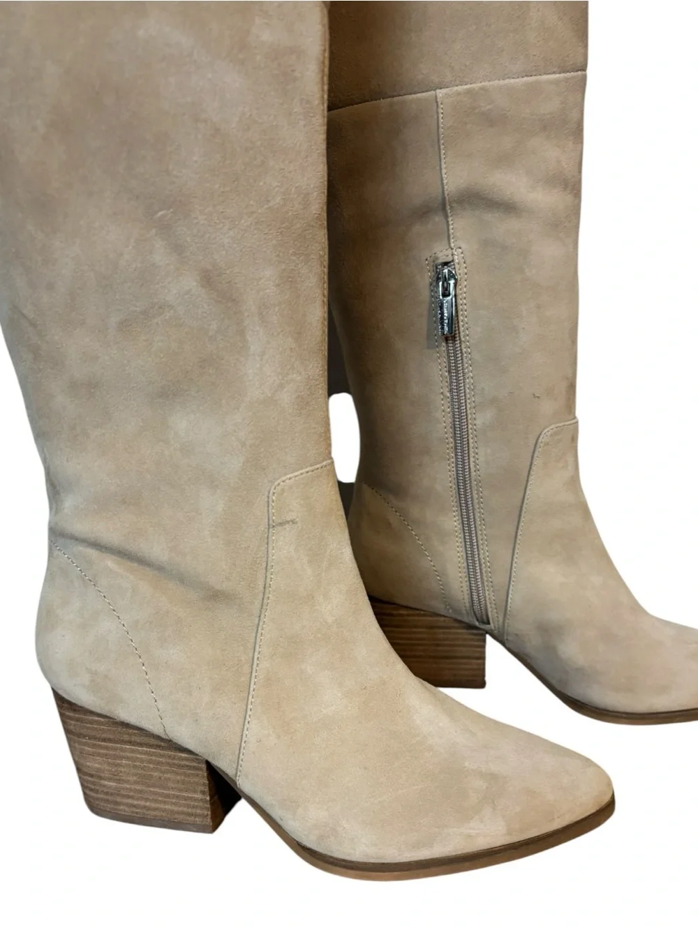 Vince Camuto Knee High Nestel Pull On boots suede women’s size US 8M EU 38.5